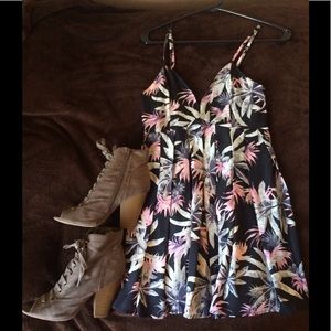 Skater Summer Palm Tree Print Dress Small NWOT